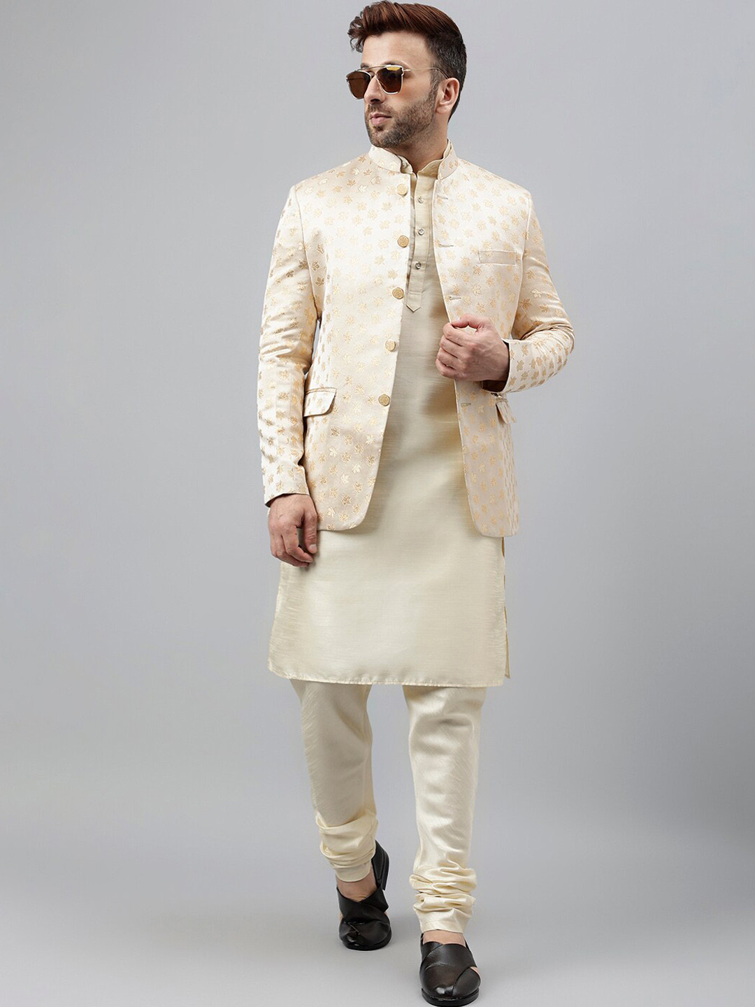 

Vgyaan Band Collar Straight Kurta With Churidar & Jacket, Cream