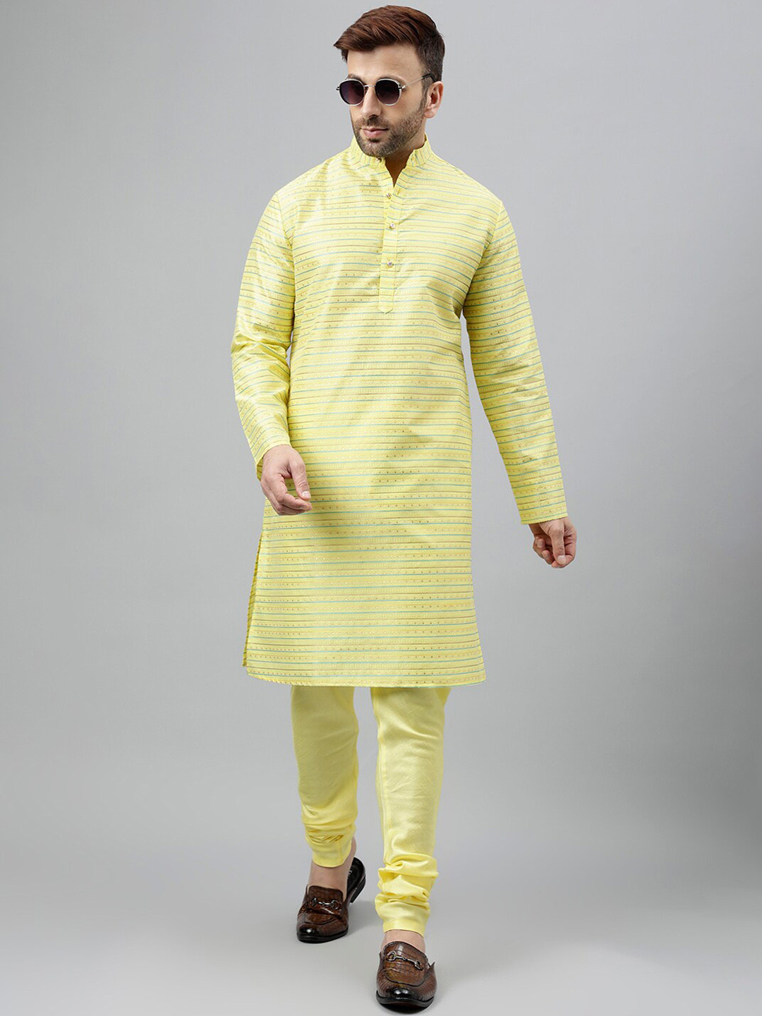 

Vgyaan Striped Mandarin Collar Kurta with Pyjamas, Yellow