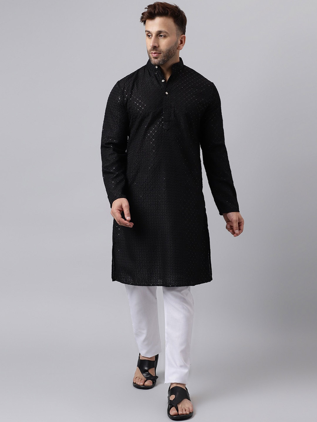 

Vgyaan Embroidered Regular Sequinned Kurta With Pyjamas, Black