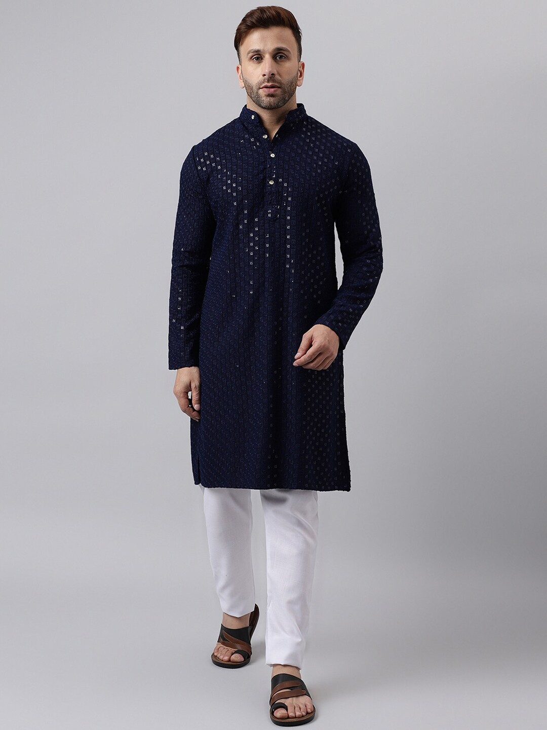 

Vgyaan Embroidered Regular Sequinned Kurta with Pyjamas, Navy blue