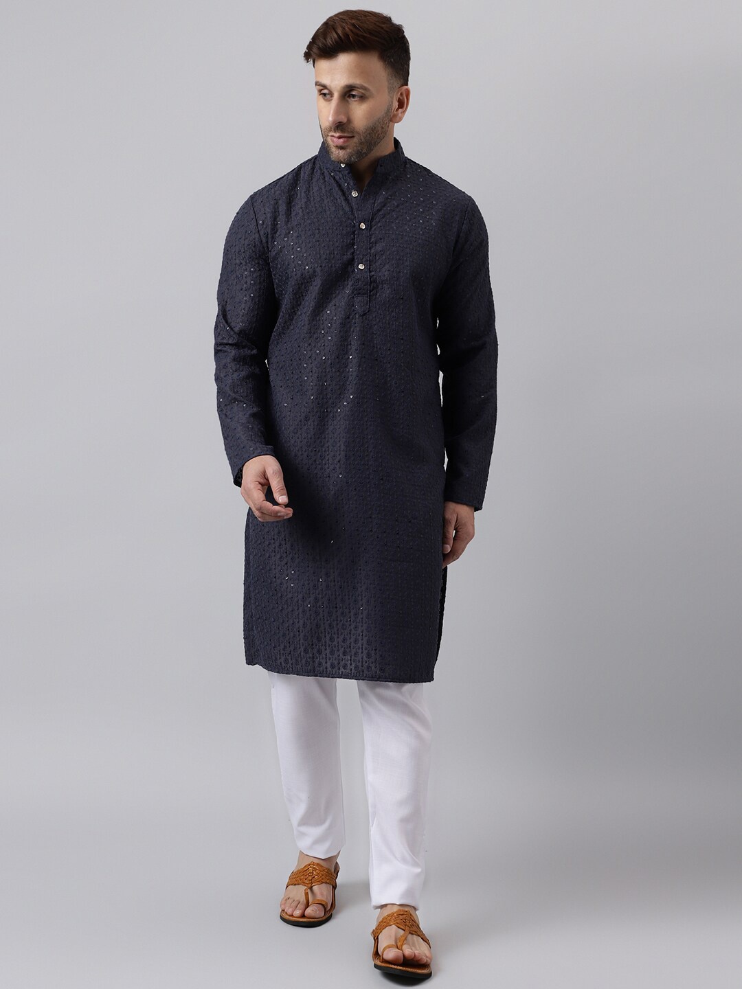 Vgyaan Floral Embroidered Straight Kurta With Pyjamas, Black