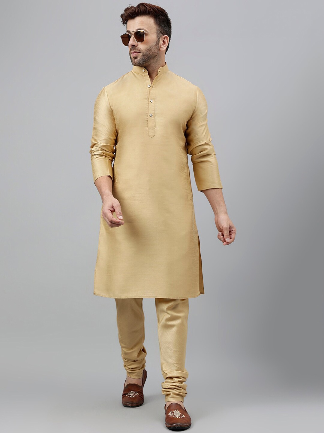 

Vgyaan Mandarin Collar Regular Kurta With Churidar, Gold
