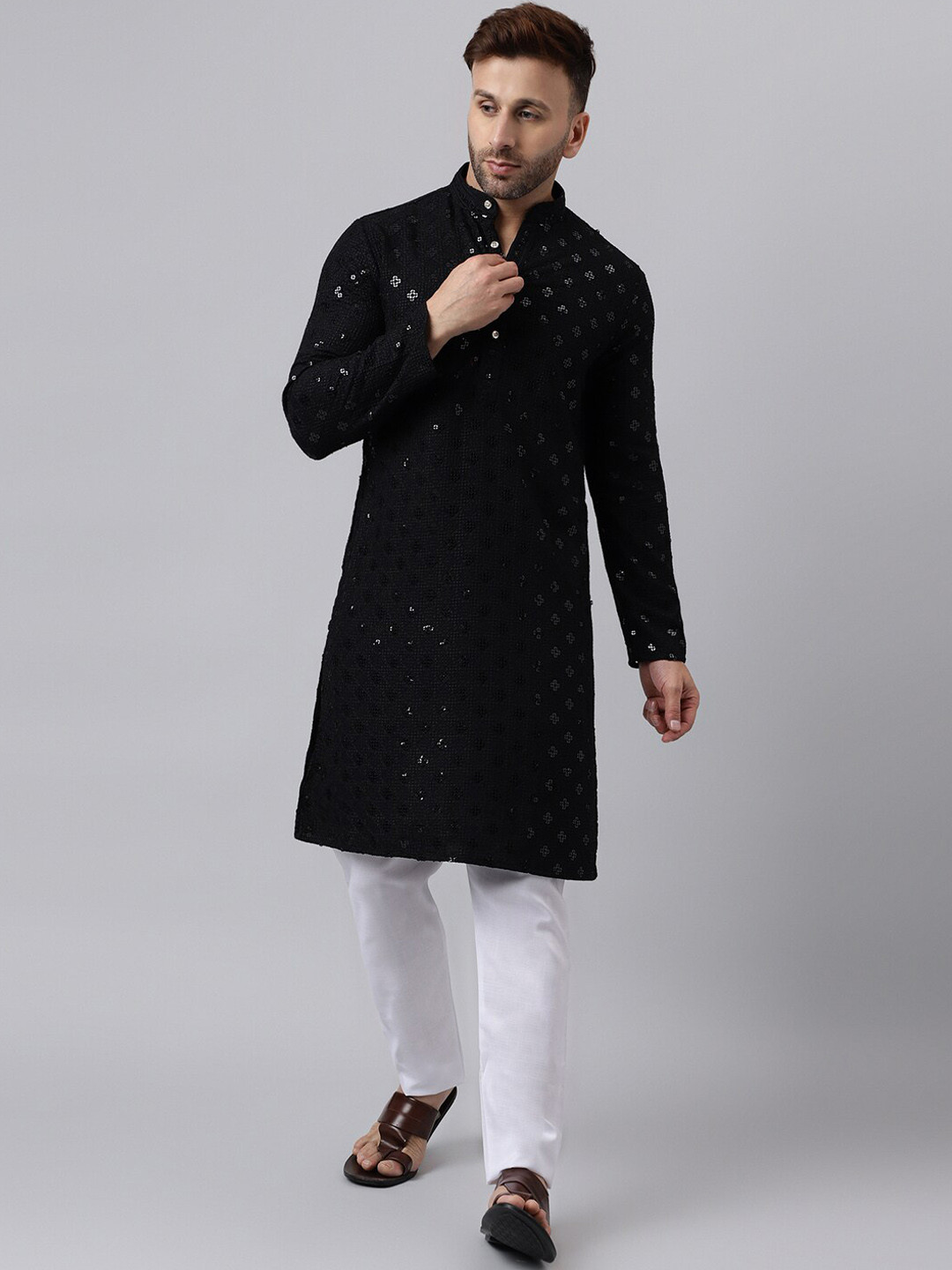 

Vgyaan Ethnic Motifs Embroidered Regular Sequinned Kurta with Trousers, Black