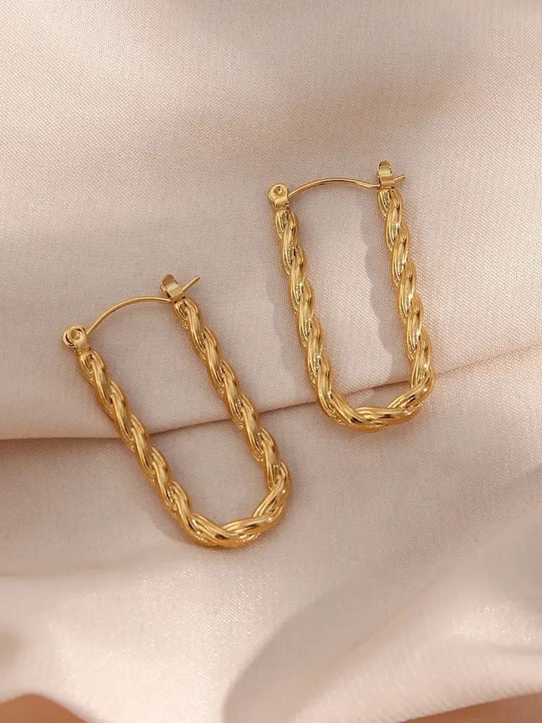 

Inaya Gold-Plated Contemporary Hoop Earrings