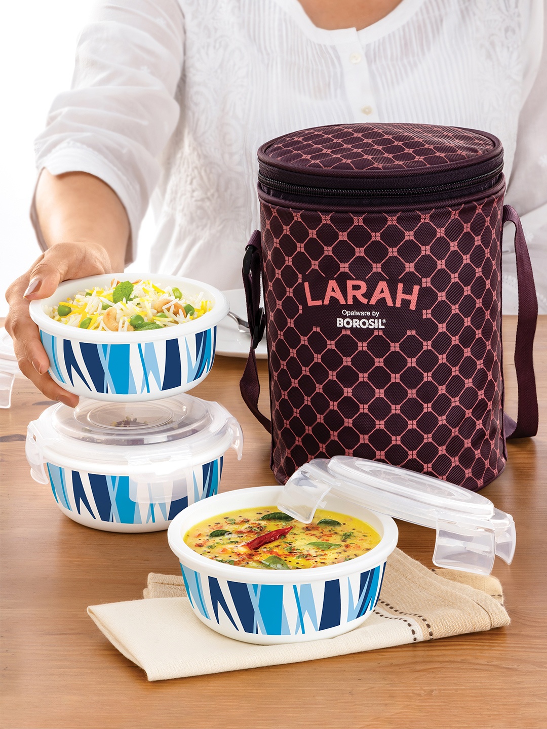 

Larah by BOROSIL Geo White & Blue 3 Pcs Printed Microwave Tiffin Box With Bag 400 ml Each