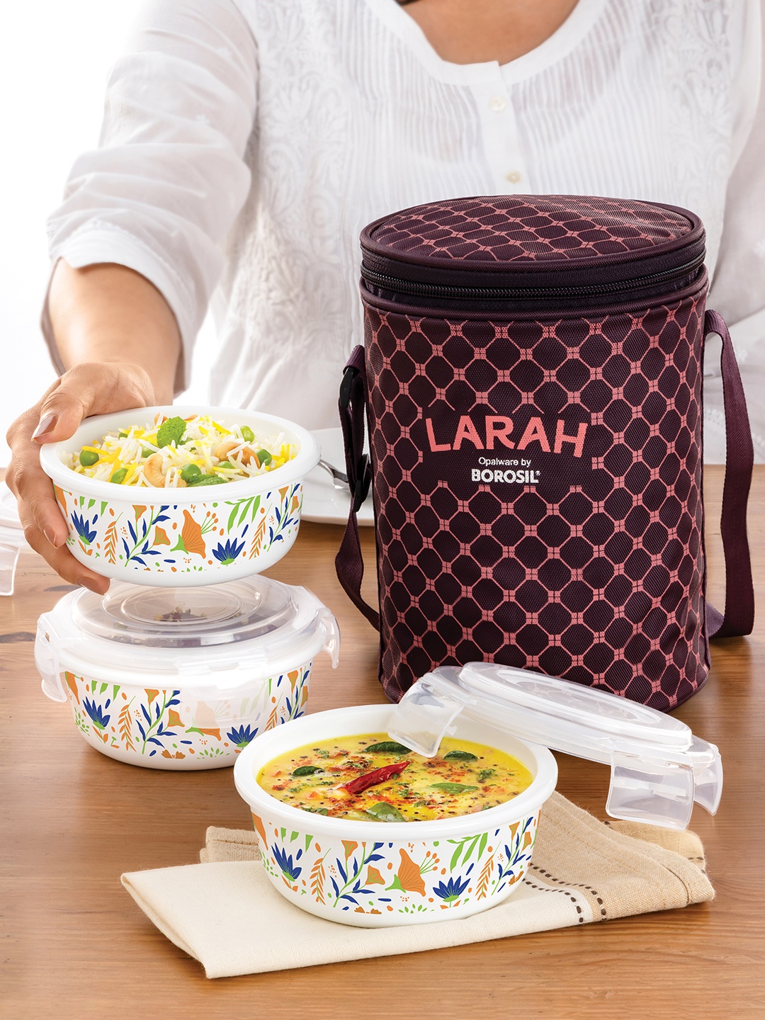 

Larah by BOROSIL Klip-N-Store White Printed Glass Lunch Box With Bag 400 ml