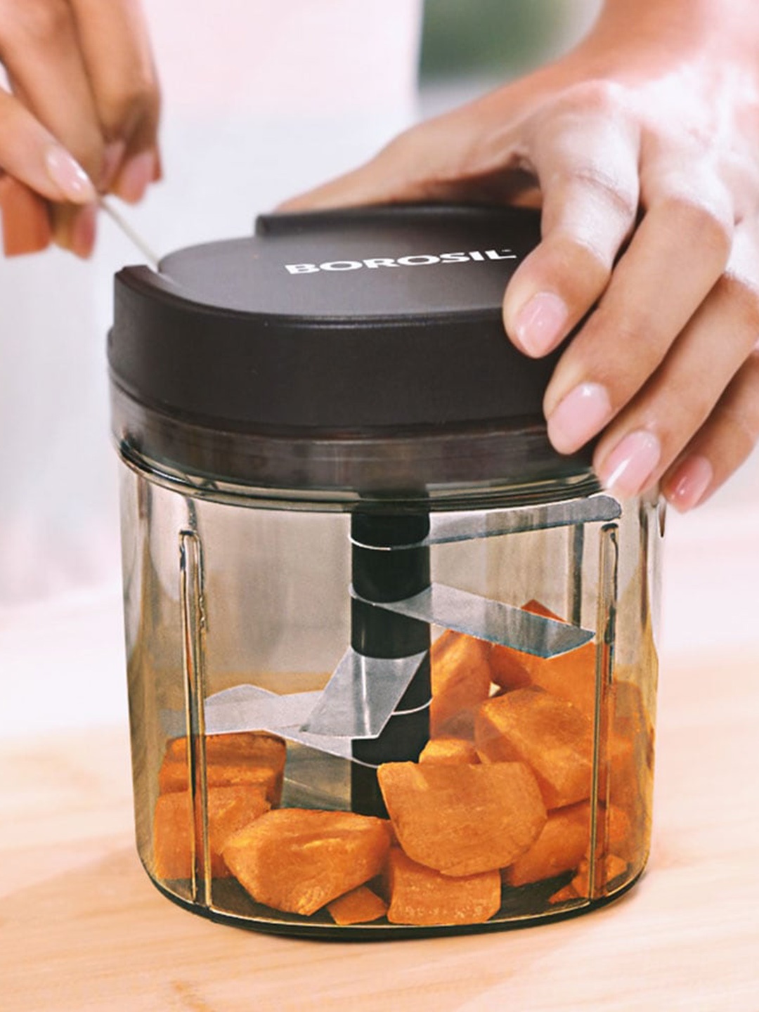 

BOROSIL EazyPull Black Chopper With 6 Blades & Durable String Chopping Bowl-900 ml
