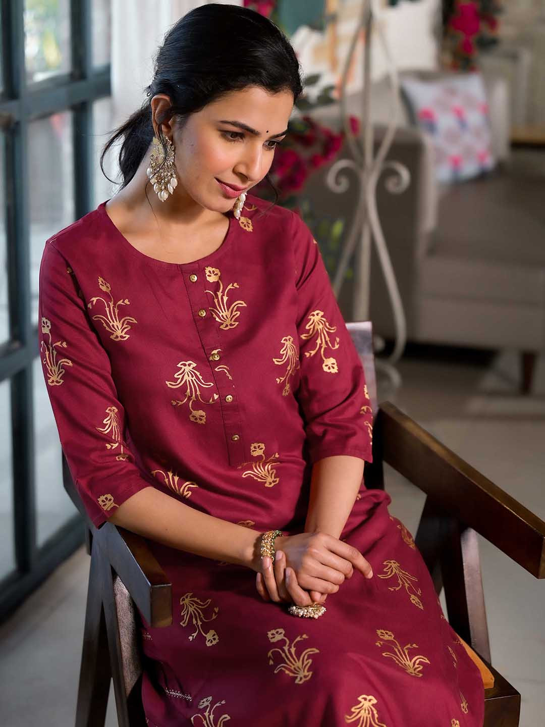 

KALINI Floral Printed Regular Kurta With Dhoti Pants, Maroon