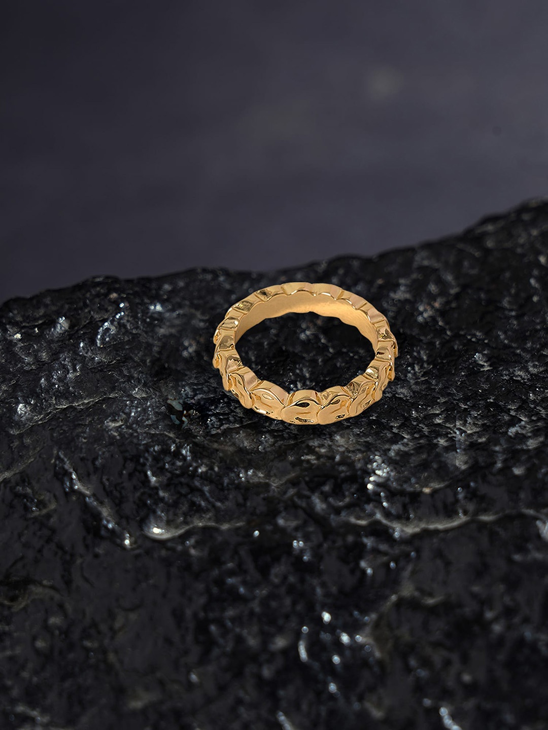 Accessorize London Women Textured Circles Finger Ring