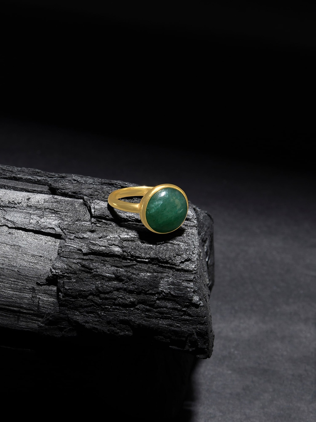 

Accessorize 14K Gold Plated Z Green Aventurine Cabochon Ring