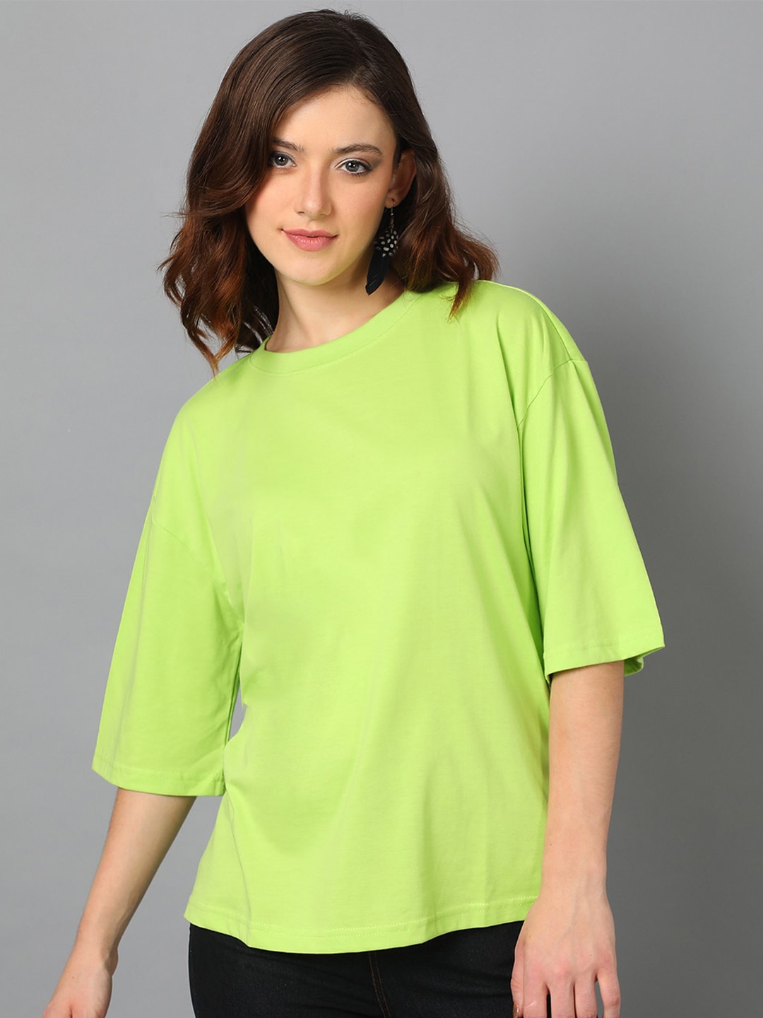 

Kotty Round Neck Drop-Shoulder Sleeves Oversized T-shirt, Green
