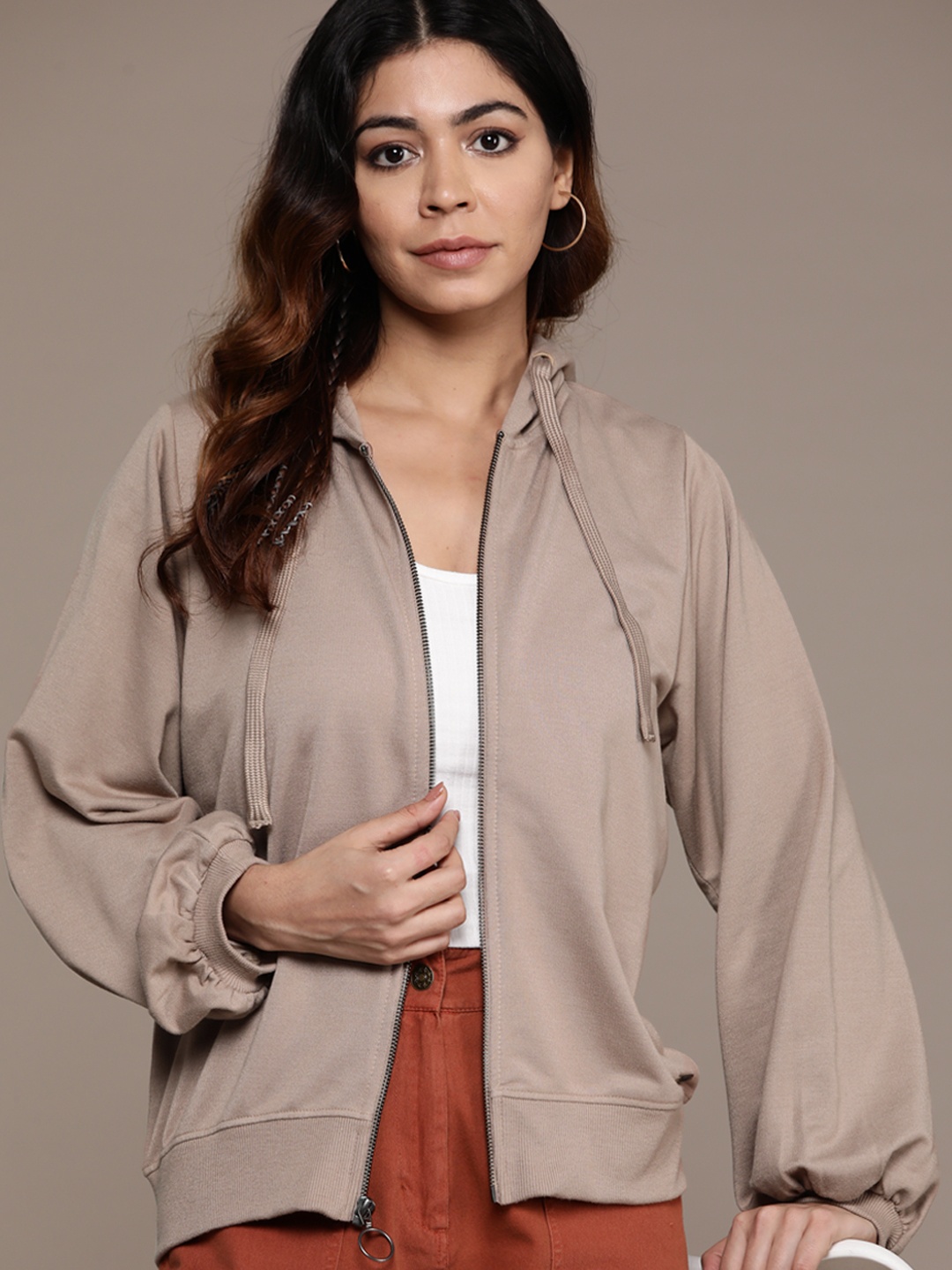 

Roadster Women Solid Hooded Sweatshirt, Beige