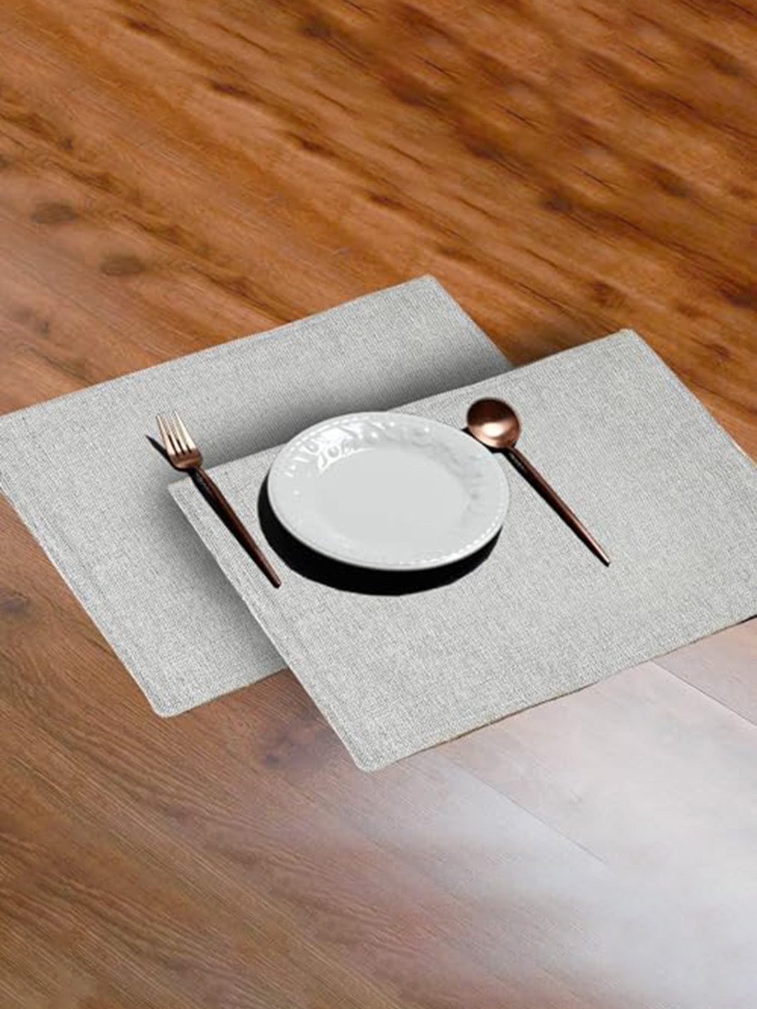 

Lushomes Grey 8 Pieces Rectangular Table Placemats