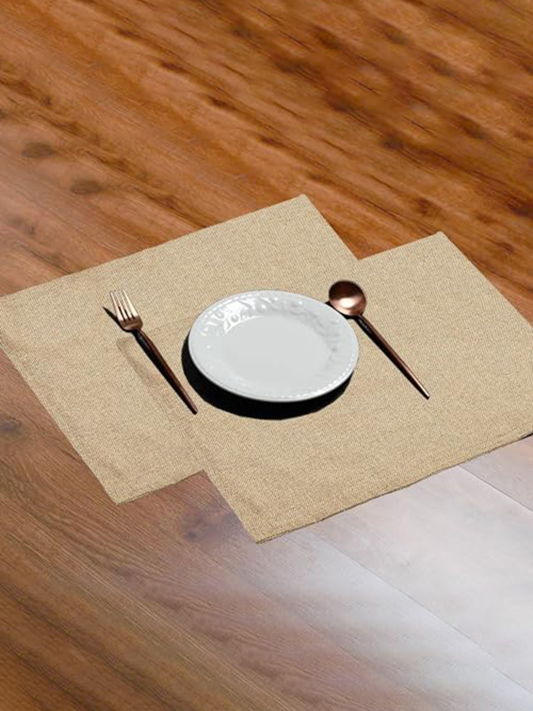 

Lushomes Beige 6 Pieces Rectangle Table Placemats