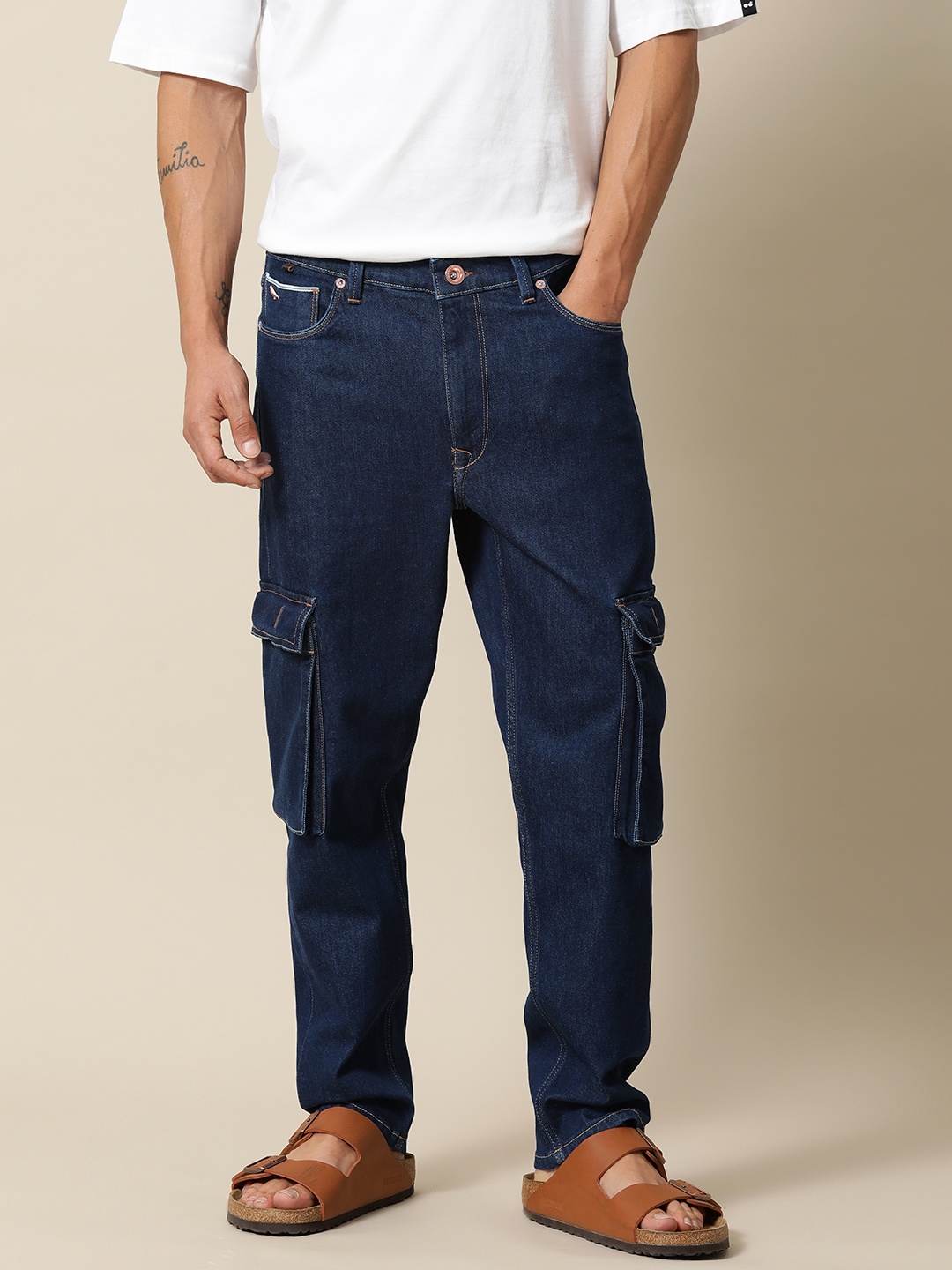 

Mr Bowerbird Men Tapered Fit Stretchable Cargo Jeans, Blue