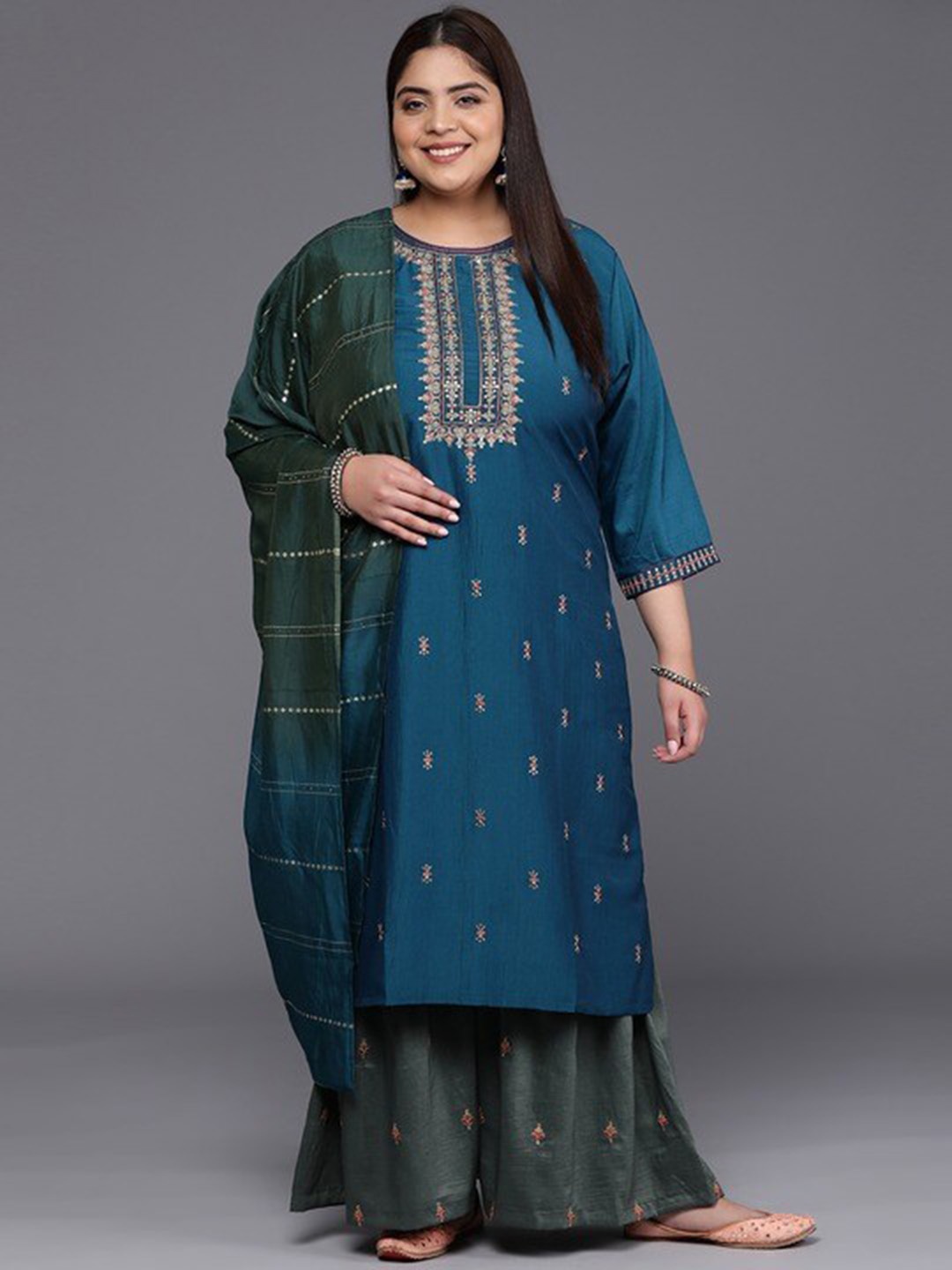 

Sztori Plus Size Ethnic Embroidered Regular Thread Work Kurta & Sharara With Dupatta, Blue