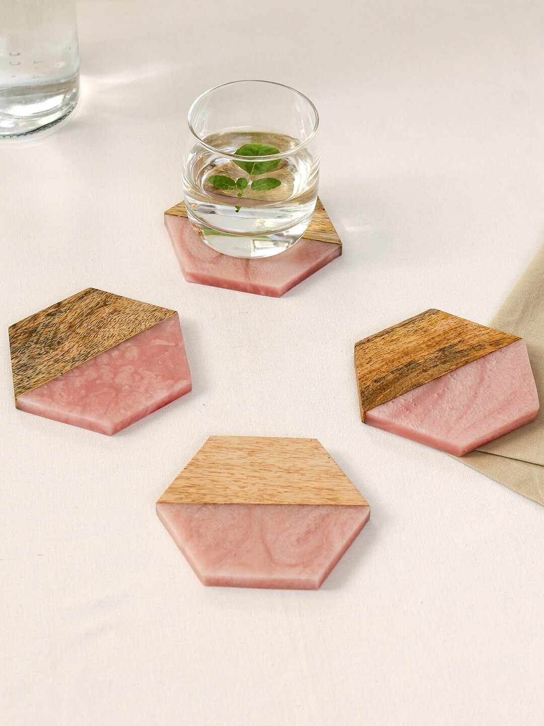 

House This Kalpeni 4 Pcs Beige & Pink Colourblocked Wooden Coasters