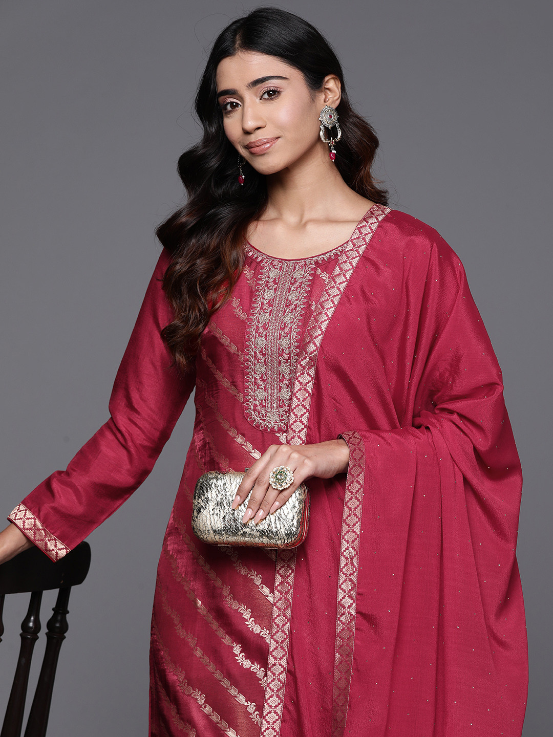 

Libas Women Ethnic Motifs Regular Sequinned Kurta with Trousers & With Dupatta, Red