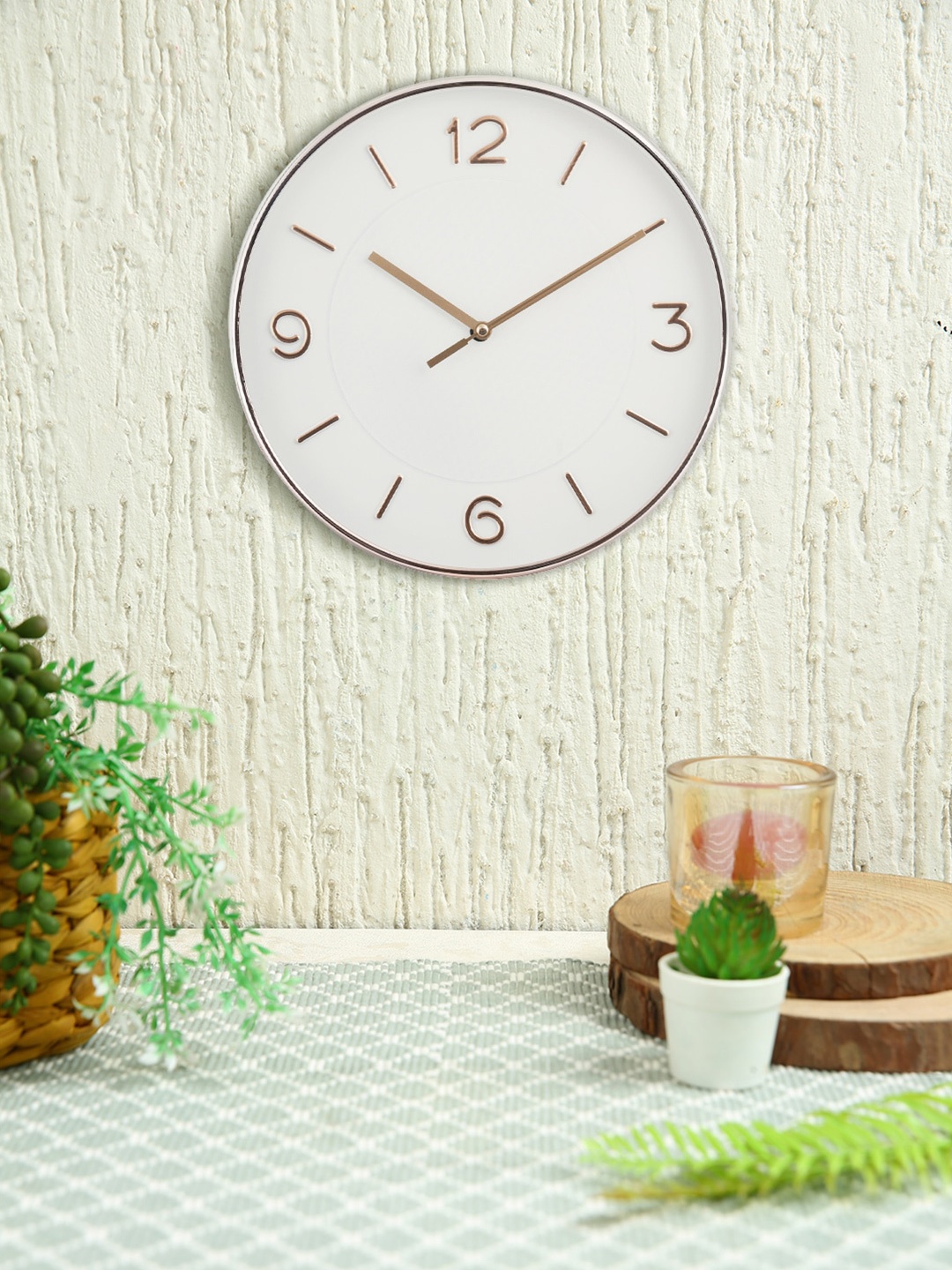 

House Of Accessories White & Gold-Toned Contemporary Wall Clock