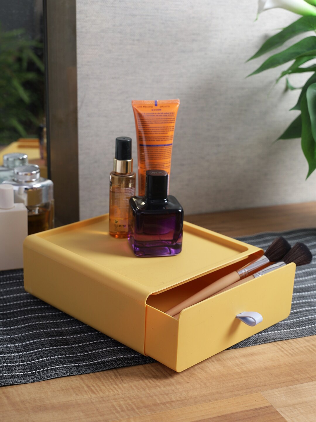 

House Of Accessories Yellow Multi-Utility Organiser