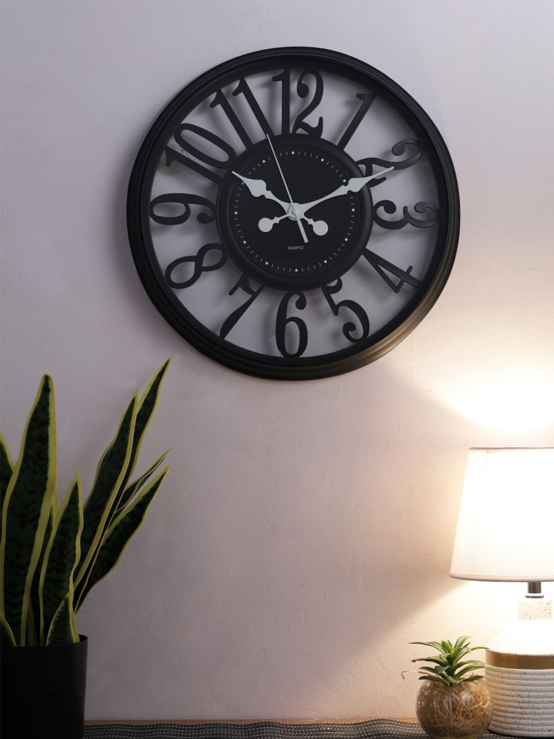 

House Of Accessories Black Textured Round Contemporary Wall Clock