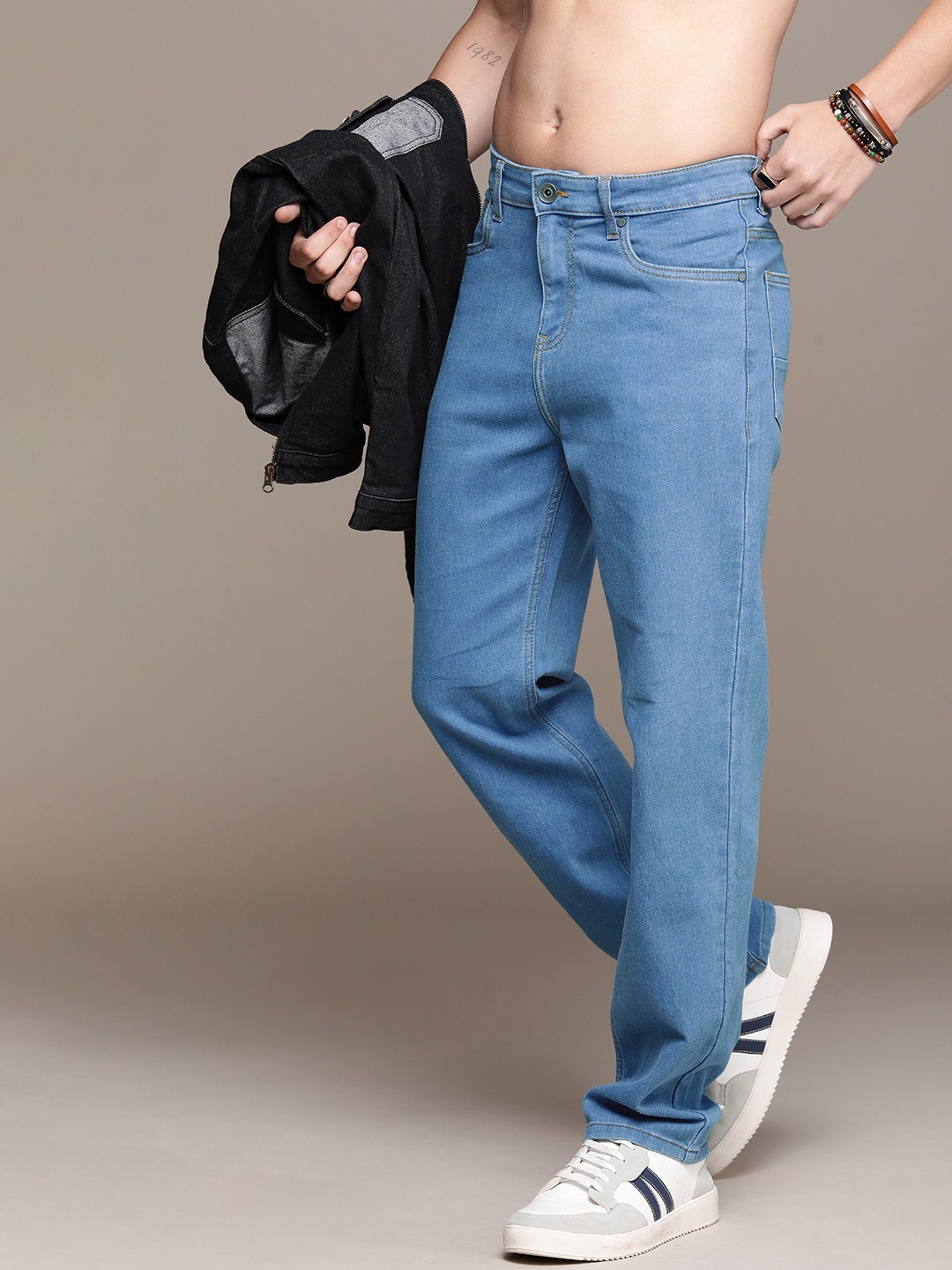 

Roadster Men Mid-Rise Straight Fit Stretchable Jeans, Blue