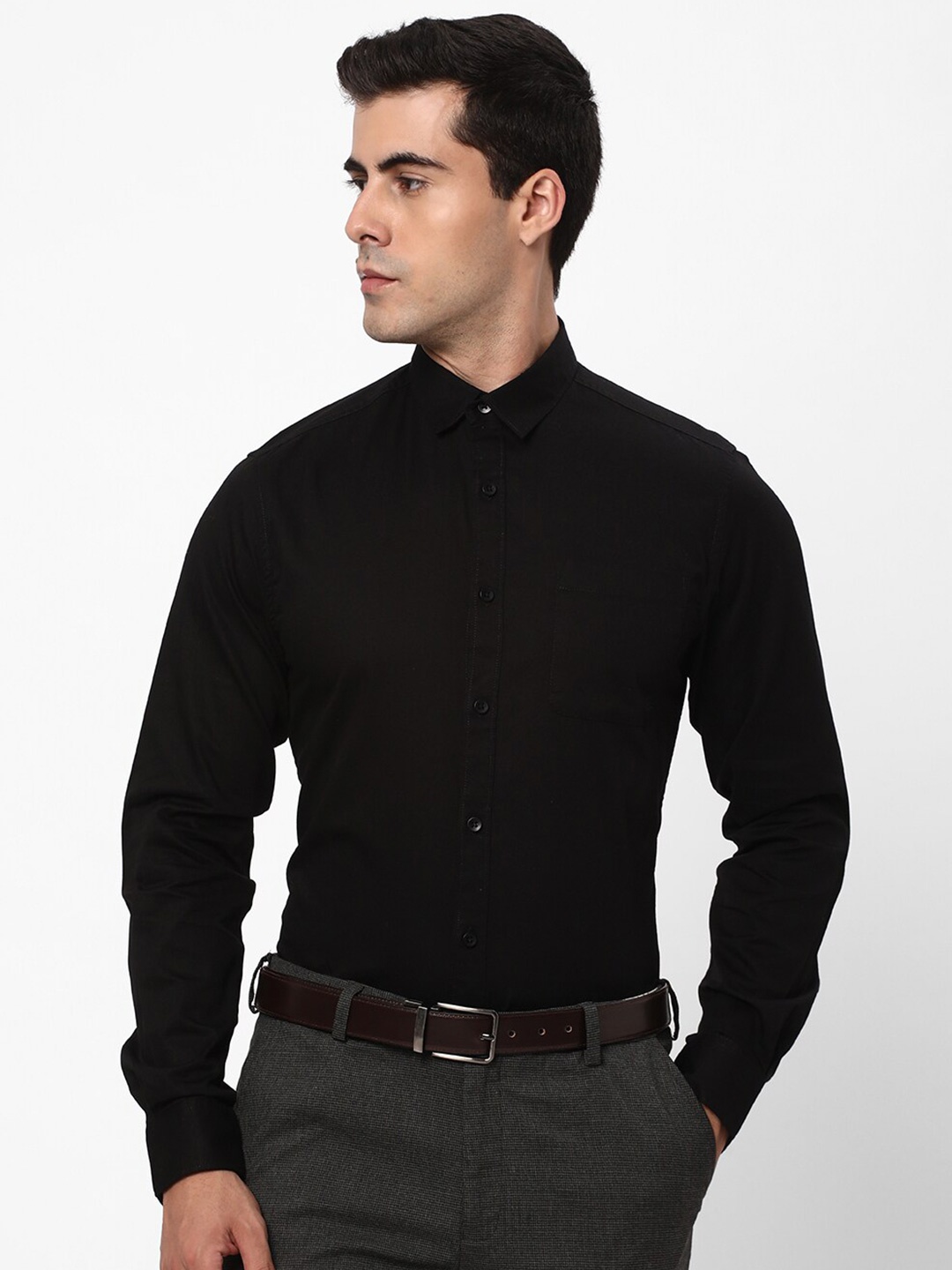 

R&B Spread Collar Cotton Casual Shirt, Black