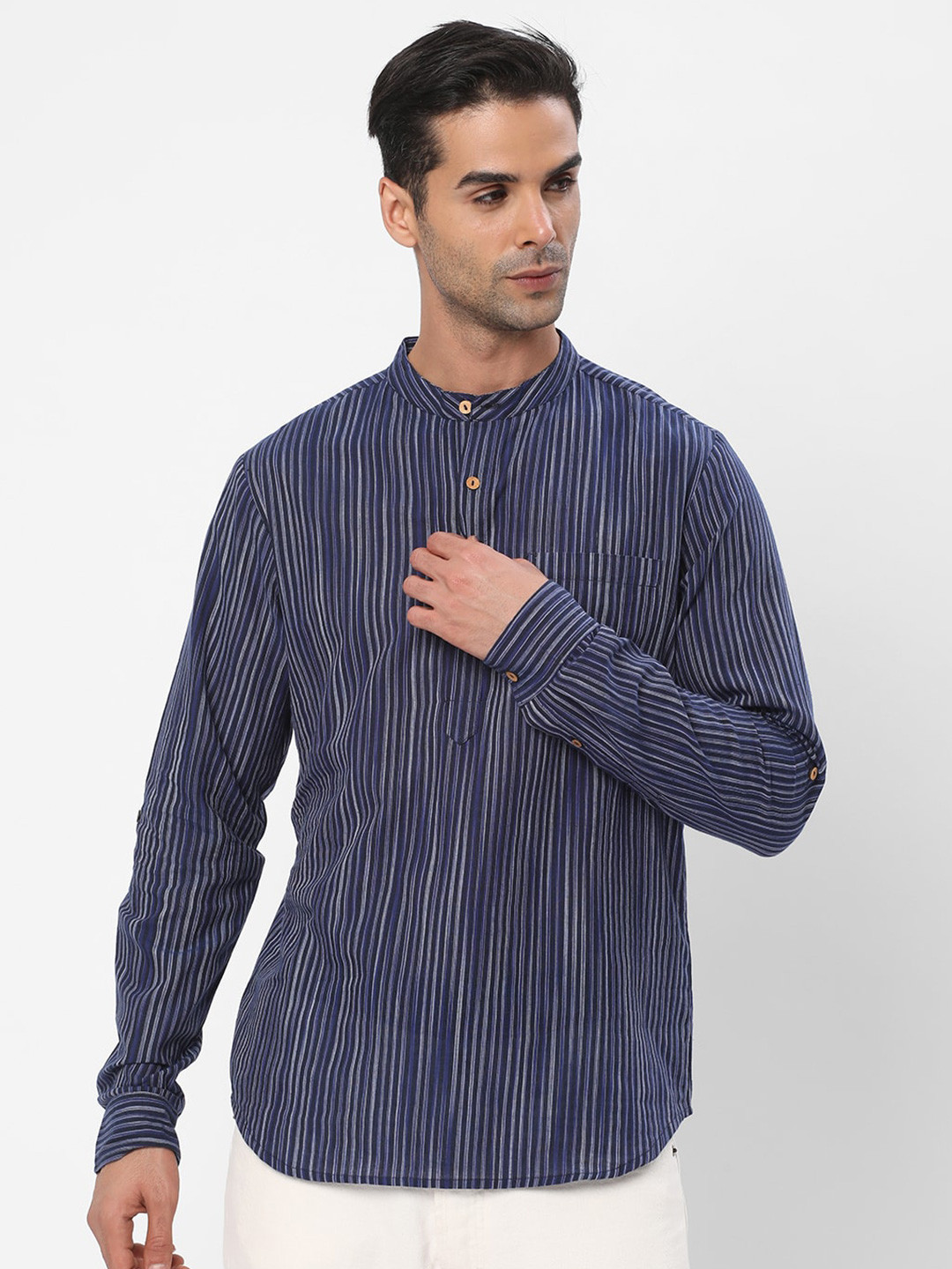 

R&B Vertical Stripes Opaque Cotton Casual Shirt, Blue