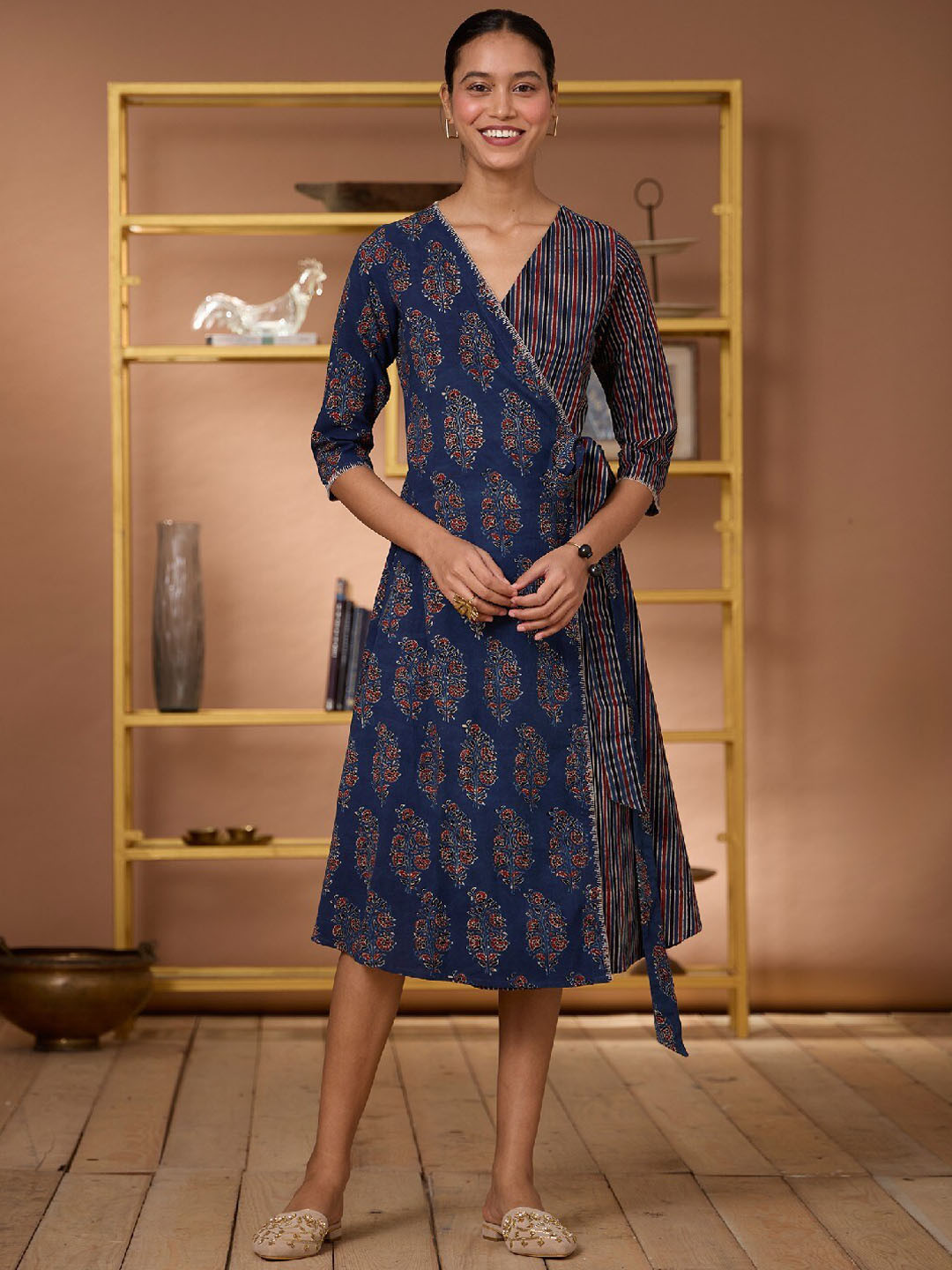 

OKHAI Floral Printed Cotton A-Line Ethnic Dresses, Navy blue