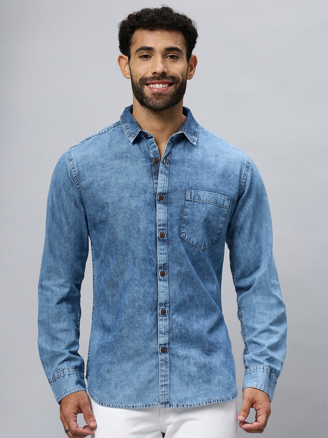 

R.Code by The Roadster Life Co. Modern Faded Cotton Denim Casual Shirt, Blue