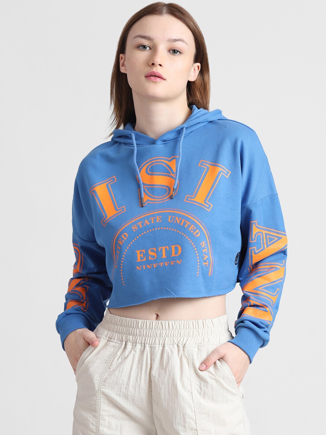 

ONLY Typography Printed Hooded Cropped Pullover Sweatshirt, Blue