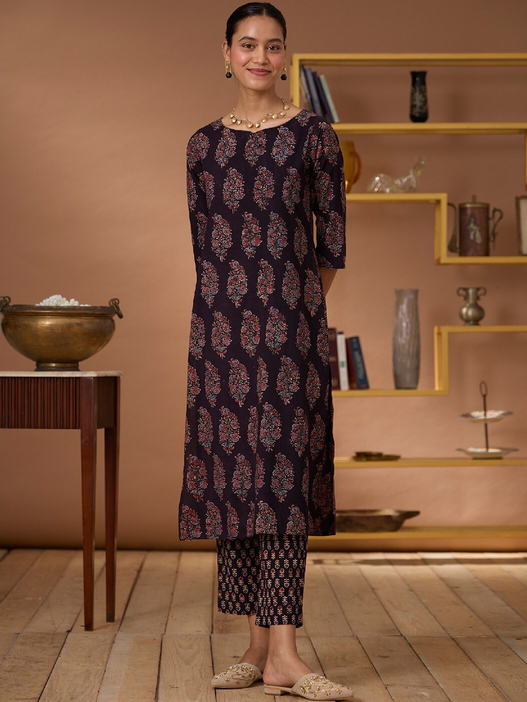 

OKHAI Floral Printed Pure Cotton Kurta With Trousers, Black