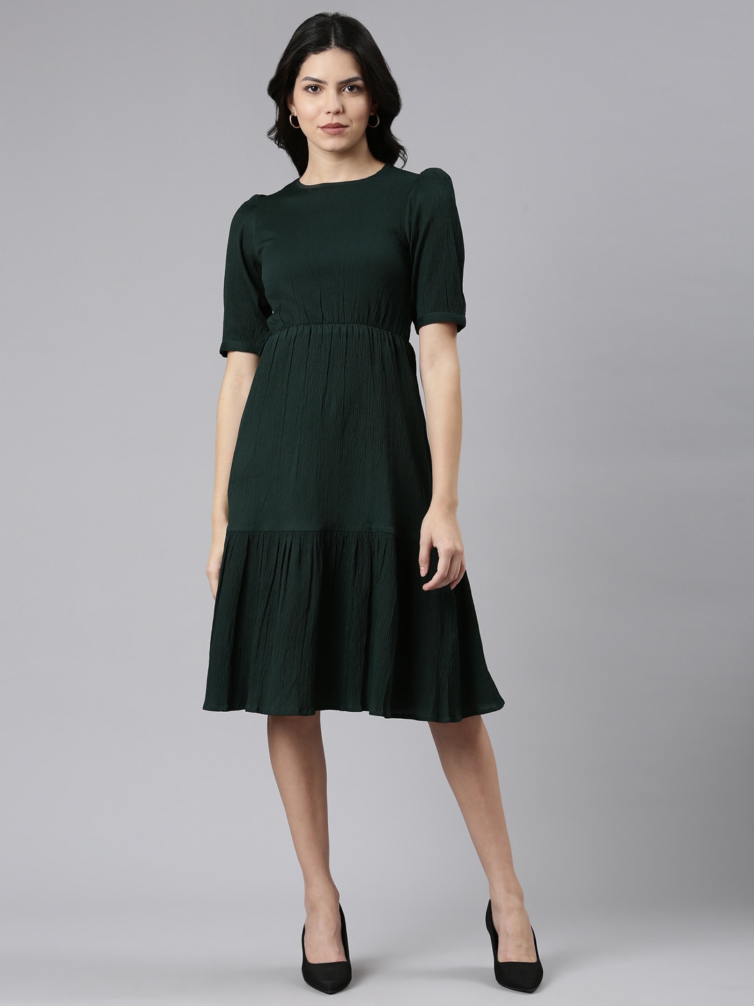 

TWIN BIRDS Puff Sleeve Crepe Fit & Flare Knee length Dress, Green