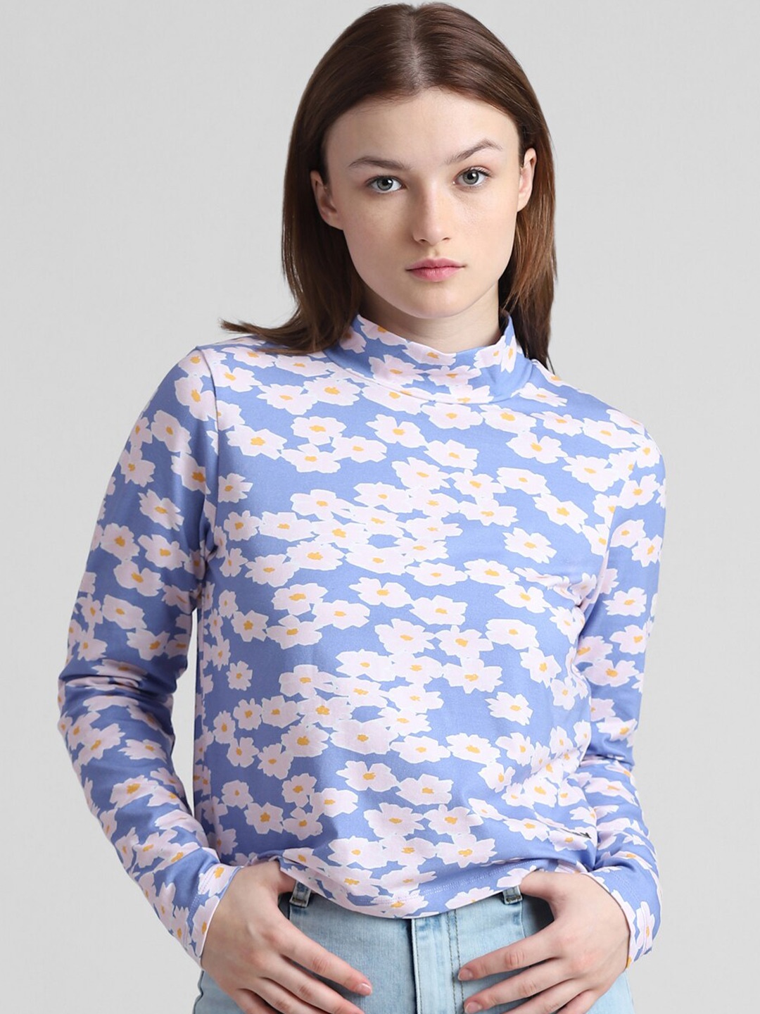 

ONLY Floral Printed High Neck Acrylic T-shirt, Blue