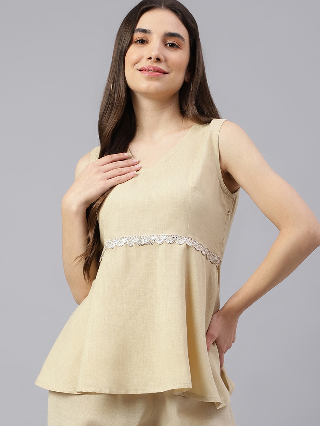

DECKEDUP Lace Insert V-Neck Linen A-Line Top, Cream