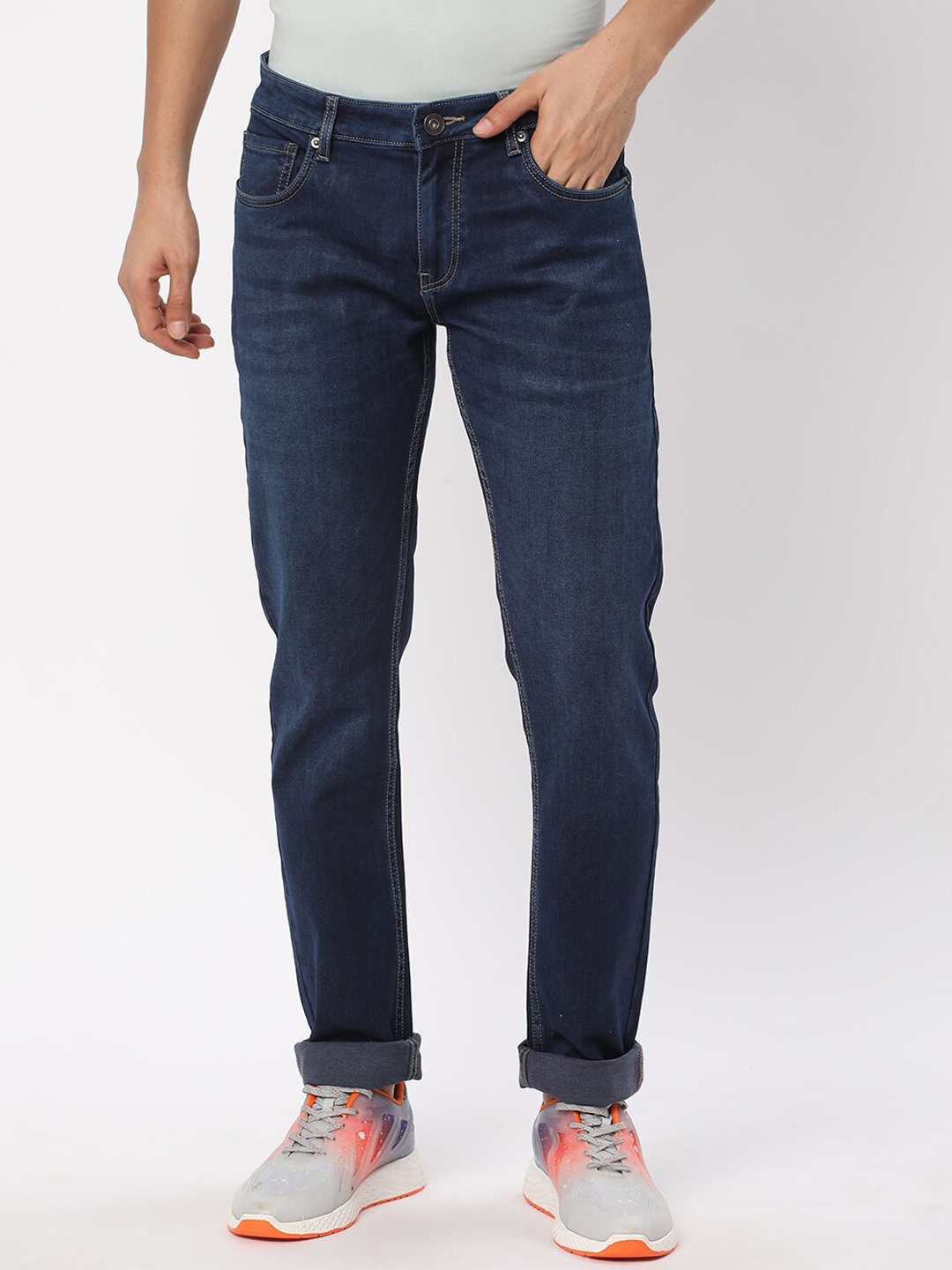 

R&B Men Skinny Fit Clean Look Light Fade Whiskers Cotton Jeans, Blue