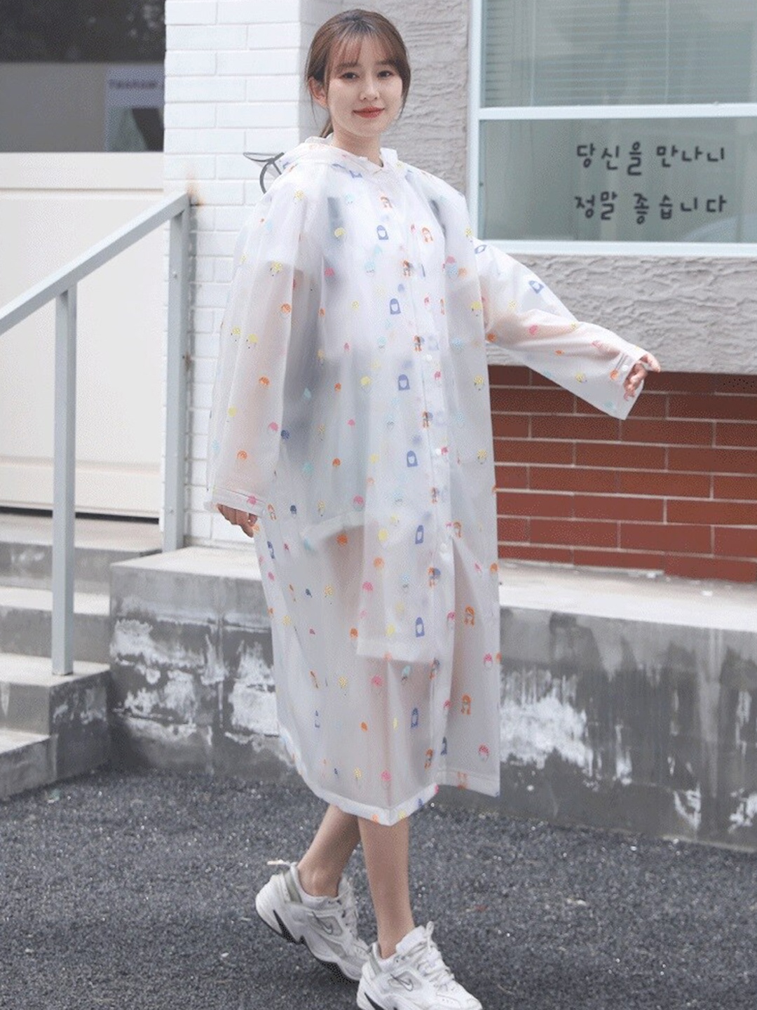 

Alexvyan Printed Hooded Lightweight Reusable Waterproof Rain Jacket, White