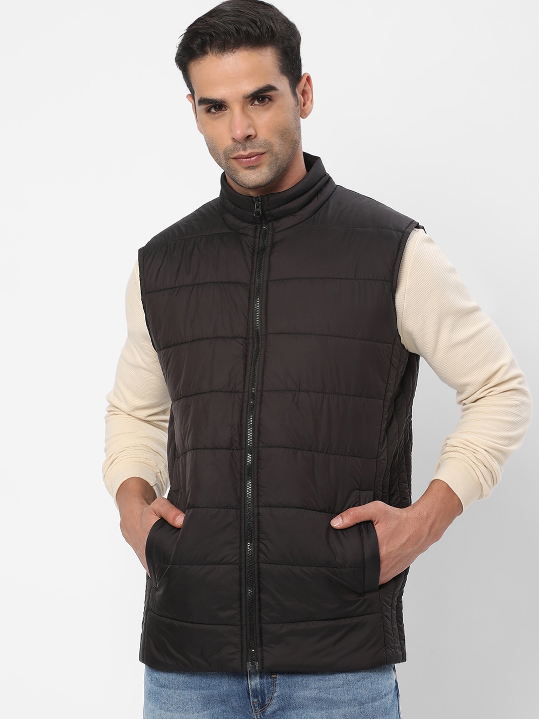 

R&B Sleeveless Padded Jacket, Black