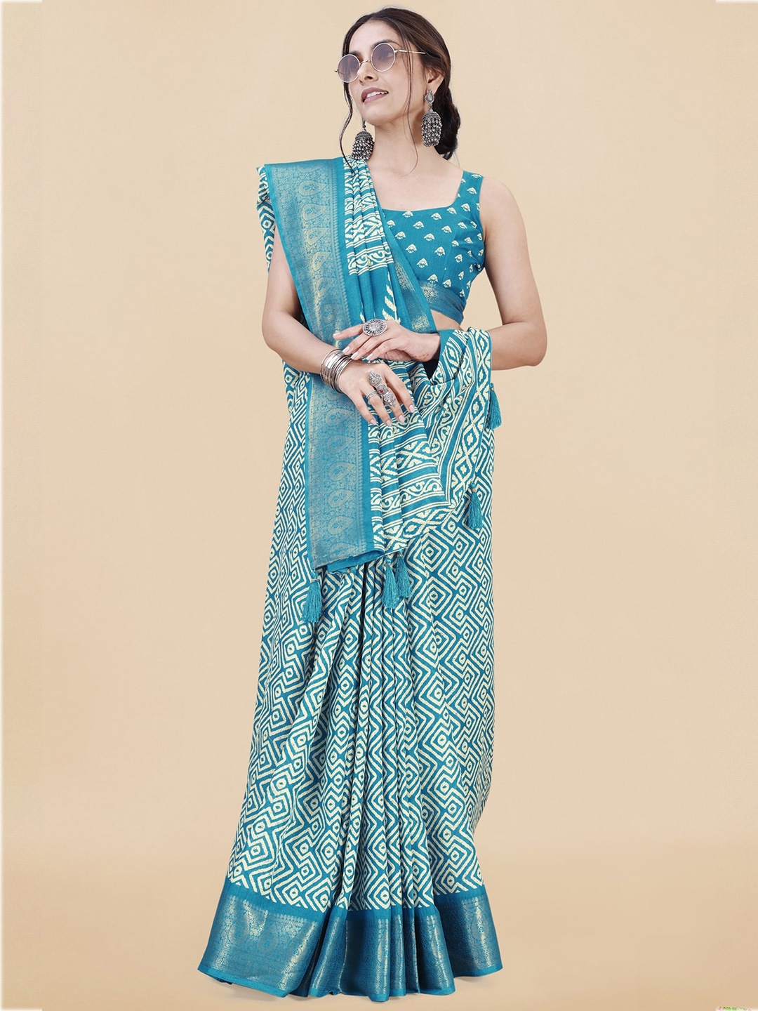 

MIRCHI FASHION Turquoise Blue Geometric Printed Zari Silk Blend Saree