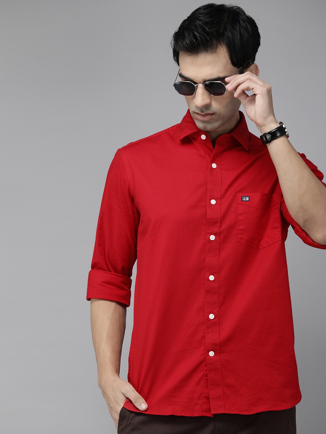 

Arrow Sport Solid Manhattan Slim Fit Pure Cotton Casual Shirt, Red