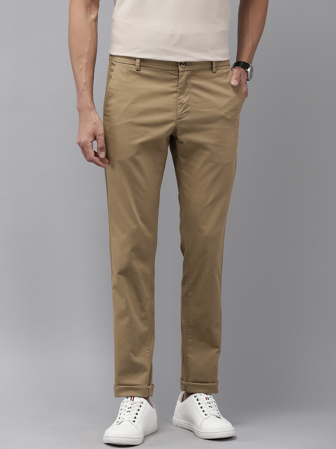 

Arrow Sport Men Solid Slim Fit Low-Rise Regular Trousers, Khaki