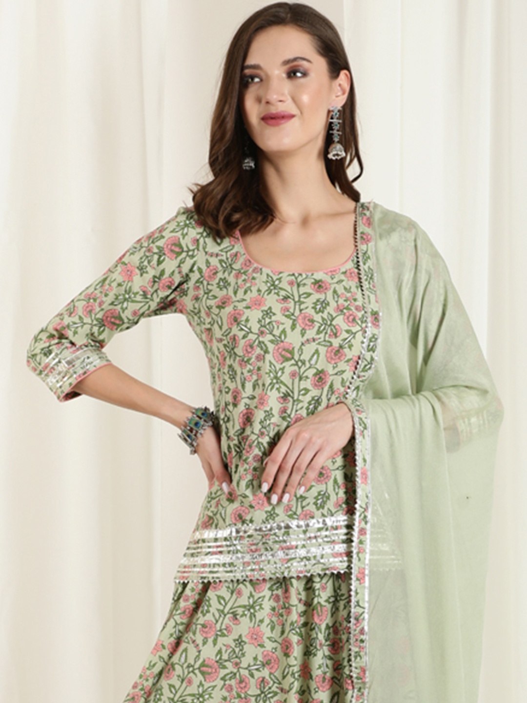 

Jaipur Kurti Floral Printed Regular Pure Cotton Kurti with Skirt & Dupatta, Green