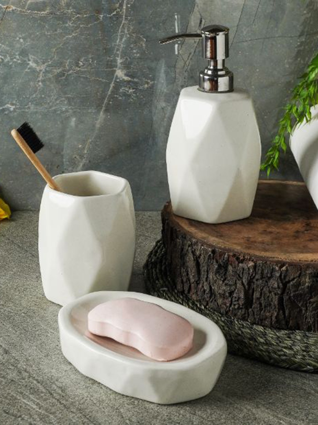 

The Decor Mart White 3 Pieces Geometric Ceramic Bathroom Accessory Set