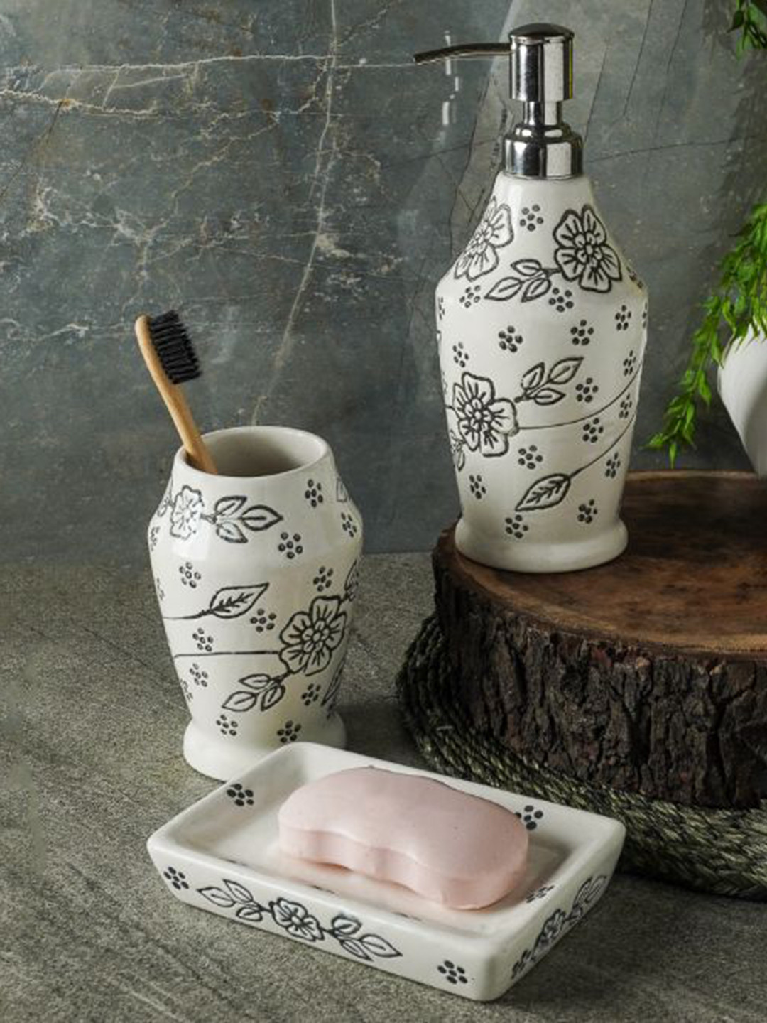 

The Decor Mart White 3 Pieces Printed Bathroom Accessories