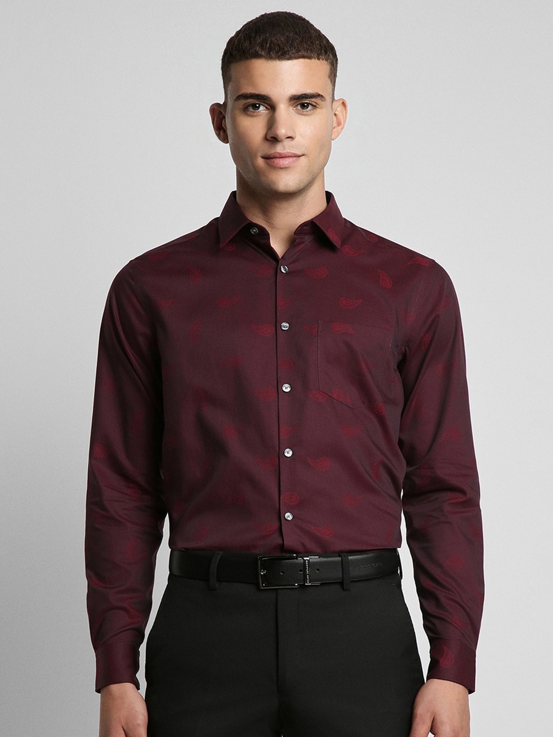 

Peter England Elite Floral Self Design Formal Shirt, Maroon