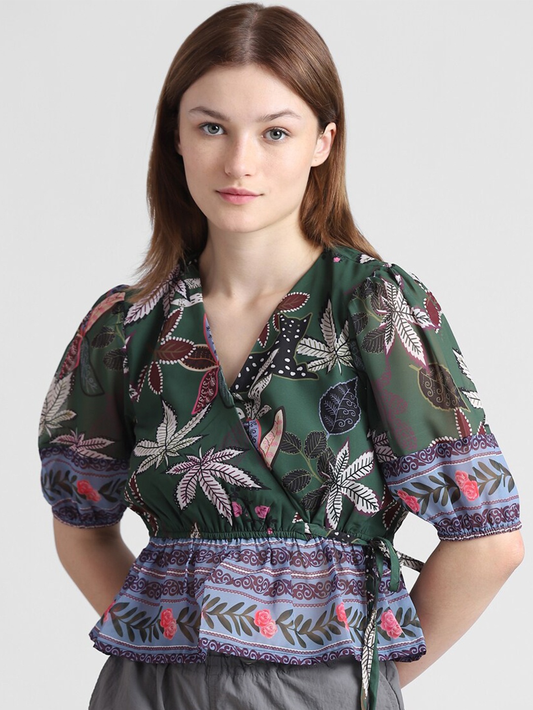 

ONLY Floral Printed Puff Sleeves Tie-Up Detail V-Neck Wrap Top, Green