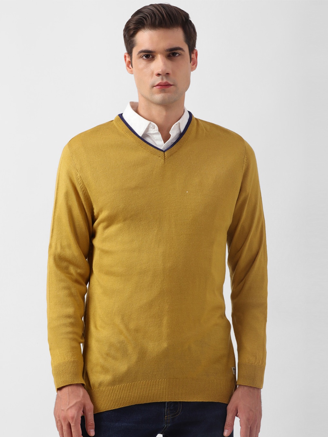 

PETER ENGLAND UNIVERSITY V-Neck Acrylic Pullover, Yellow