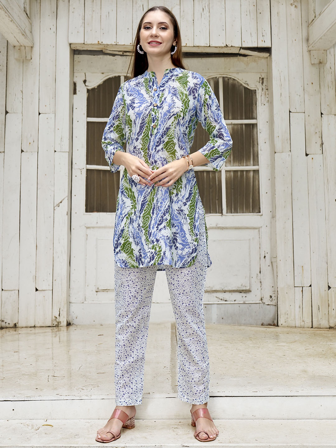 

Anouk Bandhani Printed Regular Pure Cotton Kurta With Trouser, Blue