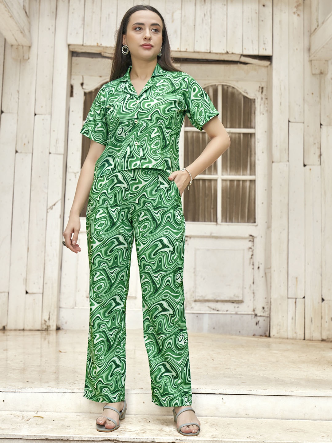 

Anouk Women Printed Shirt & Trouser Co-Ords, Green