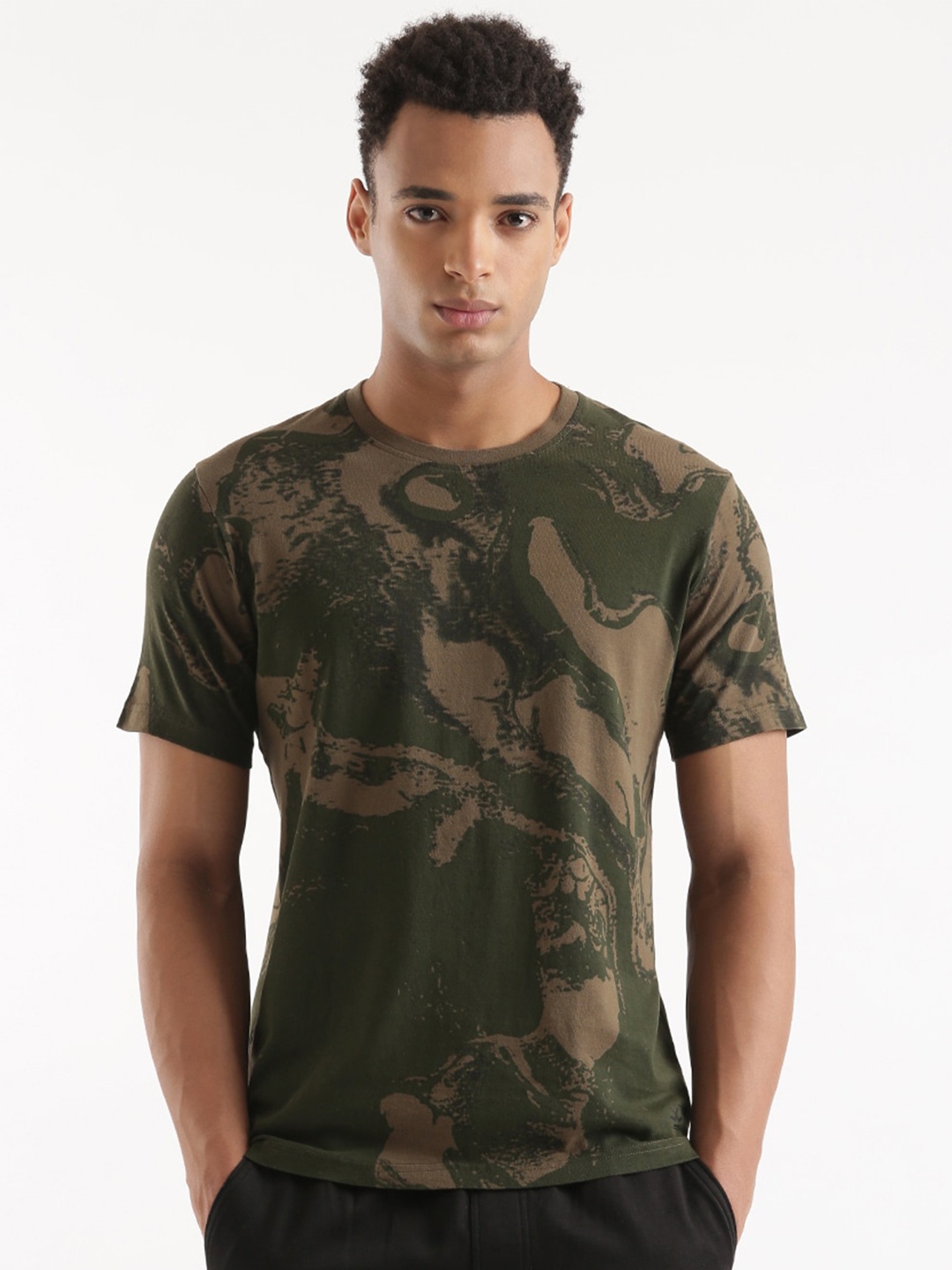 

WROGN Absatrct Printed Slim Fit Cotton T-shirt, Green